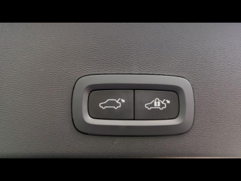 Photo 25 du bon plan VOLVO XC40 T5 Recharge 180 + 82ch Ultimate DCT 7 occasion à 30990 €