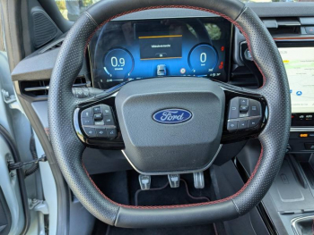 Photo 12 du bon plan FORD Puma 1.0 EcoBoost Hybrid 125ch ST-Line X S&S occasion à 23991 €