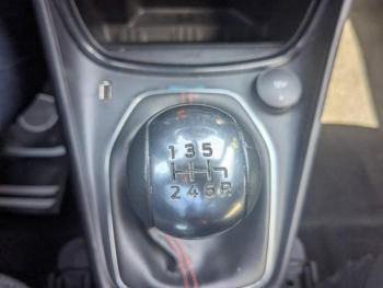 Photo 21 du bon plan FORD Puma 1.0 Flexifuel 125ch S&S mHEV ST-Line occasion à 16880 €