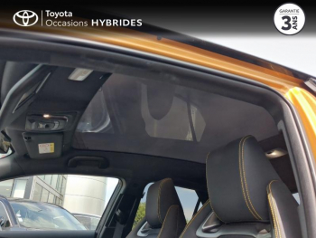 Photo 17 du bon plan TOYOTA C-HR 2.0 Hybride 200ch Collection Premiere NG23 occasion à 34490 €
