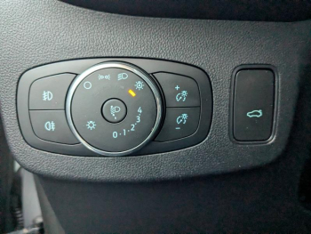 Photo 9 du bon plan FORD Puma 1.0 EcoBoost 125ch S&S mHEV Titanium Powershift occasion à 19490 €