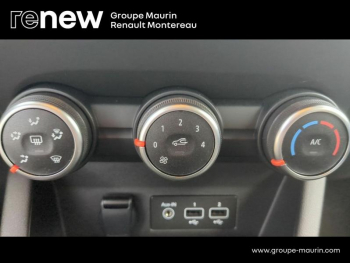Photo 29 du bon plan RENAULT Clio 1.0 TCe 100ch Evolution GPL occasion à 14790 €