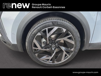 Photo 9 du bon plan RENAULT SYMBIOZ 1.6 E-Tech full hybrid 145ch esprit Alpine occasion à 27580 €