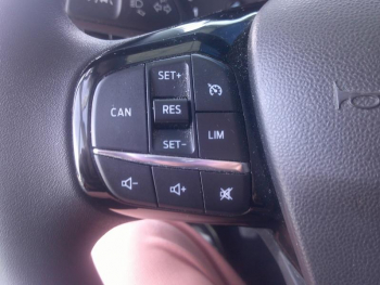 Photo 15 du bon plan FORD Fiesta 1.1 75ch  Cool & Connect 5p occasion à 12690 €