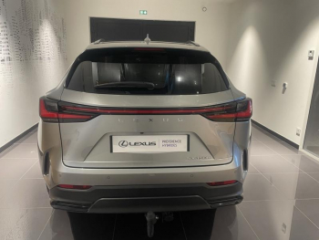 Photo 5 du bon plan LEXUS NX 450h+ Luxe 4WD MY25 occasion à 47490 €