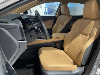 Photo 22 du bon plan LEXUS NX 450h+ Luxe 4WD MY25 occasion à 47490 €