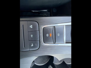 Photo 15 du bon plan FORD Kuga 2.5 Duratec 225ch PHEV ST-Line X BVA occasion à 23990 €