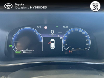 Photo 16 du bon plan TOYOTA Corolla 1.8 140ch Design Pack Confort occasion à 24490 €
