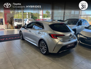 Photo 19 du bon plan TOYOTA Corolla 1.8 140ch Design Pack Confort occasion à 24490 €