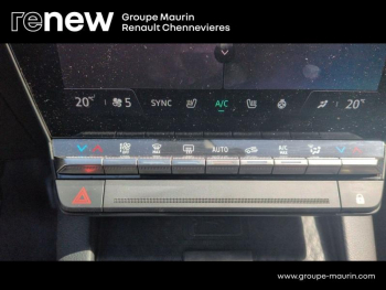 Photo 24 du bon plan RENAULT Megane V (BCB) Ph1 E-Tech Electric EV60 220ch Icon occasion à 27999 €