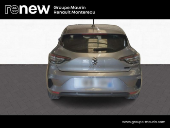 Photo 4 du bon plan RENAULT Clio 1.6 E-Tech 145ch full hybrid Evolution - 24 occasion à 18490 €