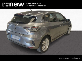 Photo 5 du bon plan RENAULT Clio 1.6 E-Tech 145ch full hybrid Evolution - 24 occasion à 18490 €