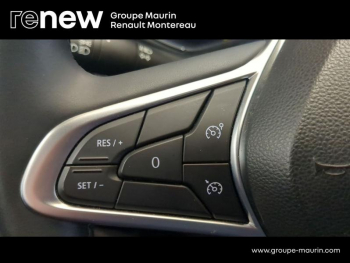 Photo 17 du bon plan RENAULT Clio 1.6 E-Tech 145ch full hybrid Evolution - 24 occasion à 18490 €