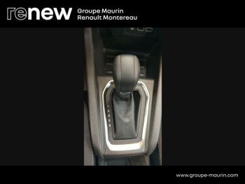 Photo 20 du bon plan RENAULT Clio 1.6 E-Tech 145ch full hybrid Evolution - 24 occasion à 18490 €