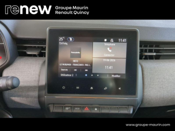 Photo 19 du bon plan RENAULT Clio 1.5 dCi 100ch Evolution - 25 occasion à 16989 €