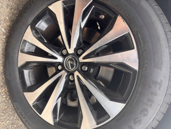 Photo 19 du bon plan LEXUS NX 300h 2WD Design MY21 occasion à 26490 €