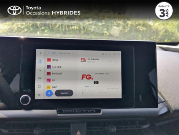 Photo 15 du bon plan TOYOTA C-HR 1.8 Hybride 140ch Design MY25 occasion à 29990 €