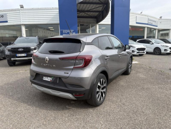 Photo 4 du bon plan RENAULT Captur 1.6 E-Tech full hybrid 145ch Evolution occasion à 20990 €