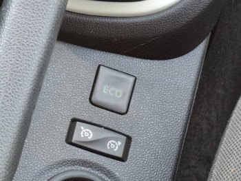 Photo 19 du bon plan RENAULT Captur 1.5 dCi 90ch energy Zen eco² occasion à 8990 €