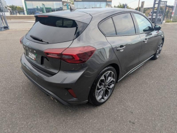 Photo 7 du bon plan FORD Focus 1.0 Flexifuel mHEV 125ch ST-Line X Powershift occasion à 26980 €
