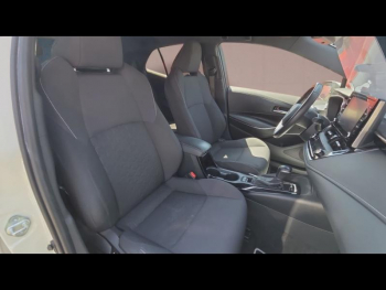 Photo 15 du bon plan TOYOTA Corolla 122h Design occasion à 17990 €