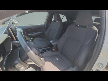 Photo 16 du bon plan TOYOTA Corolla 122h Design occasion à 17990 €