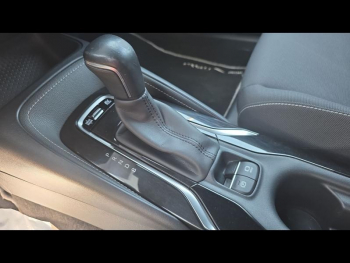 Photo 19 du bon plan TOYOTA Corolla 122h Design occasion à 17990 €