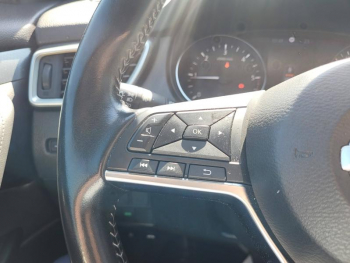 Photo 19 du bon plan NISSAN Qashqai 1.5 dCi 115ch Tekna DCT occasion à 17990 €