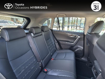 Photo 7 du bon plan TOYOTA RAV4 2.5 Hybride 218ch 30 Years 2WD MY25 occasion à 42990 €