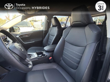 Photo 11 du bon plan TOYOTA RAV4 2.5 Hybride 218ch 30 Years 2WD MY25 occasion à 42990 €