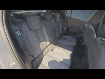 Photo 14 du bon plan PEUGEOT 208 1.2 Hybrid 100ch Allure e-DCS6 occasion à 17880 €