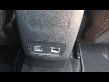 Photo 17 du bon plan PEUGEOT 208 1.2 Hybrid 100ch Allure e-DCS6 occasion à 17880 €