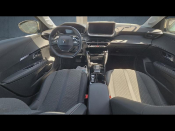 Photo 18 du bon plan PEUGEOT 208 1.2 Hybrid 100ch Allure e-DCS6 occasion à 17880 €