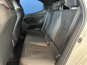 Photo 9 du bon plan TOYOTA Yaris 116h GR Sport 5p MY22 occasion à 22180 €