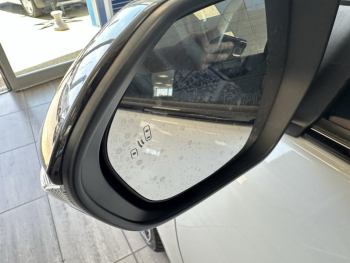 Photo 11 du bon plan TOYOTA Yaris 116h GR Sport 5p MY22 occasion à 22180 €