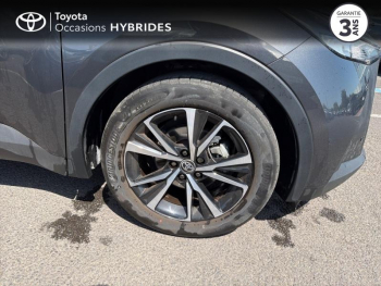 Photo 16 du bon plan TOYOTA C-HR 1.8 Hybride 140ch Design MY25 occasion à 27490 €