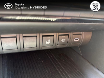 Photo 22 du bon plan TOYOTA C-HR 1.8 Hybride 140ch Design MY25 occasion à 27490 €