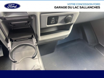 Photo 18 du bon plan FORD Transit Custom Fg VUL 320 L1H1 2.0 EcoBlue 170ch Trail 4x4 BVA8 occasion à 48990 €
