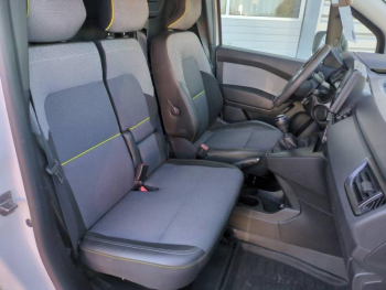 Photo 14 du bon plan RENAULT Kangoo Van L1 1.5 Blue dCi 95ch Grand Confort - 22 occasion à 15490 €