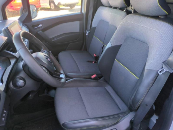 Photo 16 du bon plan RENAULT Kangoo Van L1 1.5 Blue dCi 95ch Grand Confort - 22 occasion à 15490 €