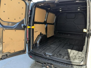 Photo 8 du bon plan FORD Transit Custom Fg VUL 290 L1H1 2.0 EcoBlue 185 S&S Sport BVA6 occasion à 29988 €