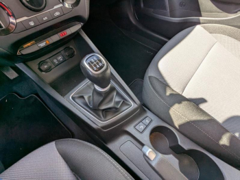 Photo 21 du bon plan HYUNDAI i20 1.2 84ch Intuitive occasion à 11943 €
