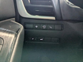Photo 17 du bon plan NISSAN Qashqai 1.3 Mild Hybrid 158ch Tekna+ 4x4 Xtronic occasion à 23490 €
