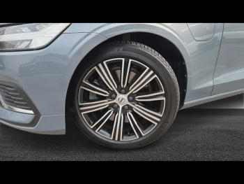 Photo 10 du bon plan VOLVO V60 T6 AWD 253 + 87ch Inscription Luxe Geartronic occasion à 25490 €