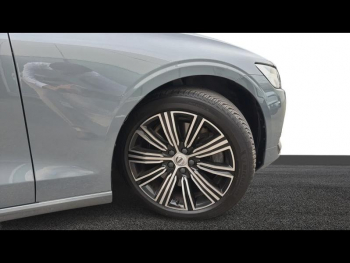 Photo 11 du bon plan VOLVO V60 T6 AWD 253 + 87ch Inscription Luxe Geartronic occasion à 25490 €
