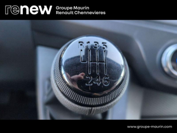 Photo 37 du bon plan RENAULT Master Fg VUL F3500 L2H2 2.0 Blue dCi 150ch Advance - 25 occasion à 34999 €