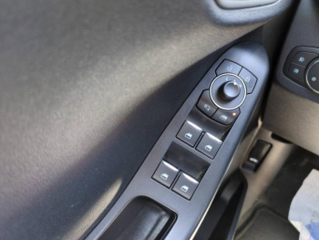 Photo 15 du bon plan FORD Puma 1.0 EcoBoost 125ch S&S mHEV Titanium Powershift occasion à 18900 €