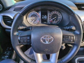 Photo 12 du bon plan TOYOTA Hilux VUL 2.8 D-4D X-Tra Cabine Lounge 4WD MC20 occasion à 36000 €