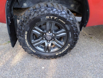 Photo 24 du bon plan TOYOTA Hilux VUL 2.8 D-4D X-Tra Cabine Lounge 4WD MC20 occasion à 36000 €