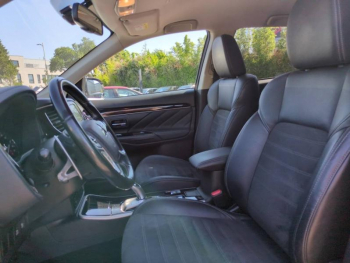 Photo 16 du bon plan MITSUBISHI Outlander PHEV Twin Motor Business 4WD occasion à 18900 €